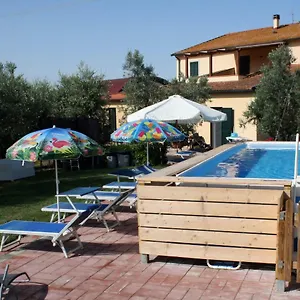 Agriturismo Le Quadrelle Alloggio per agriturismo Bibbona